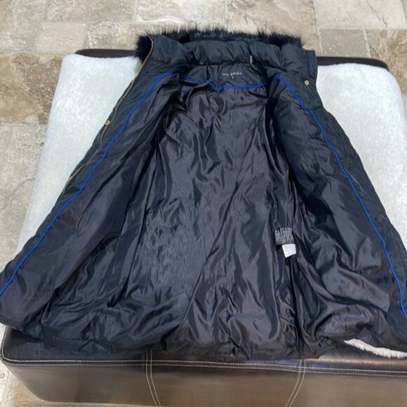 Via Spiga Women's Diamond Quilted Down Coat with Faux Fur Collar - Picture 9 of 12